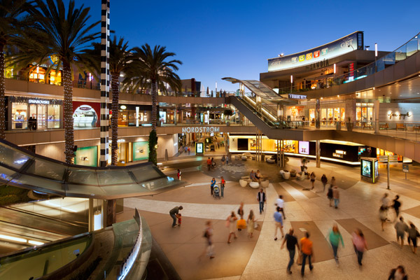 洛杉矶购物目的地圣塔莫妮卡广场