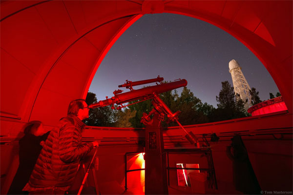 威尔逊山天文台 (Mount Wilson Observatory)