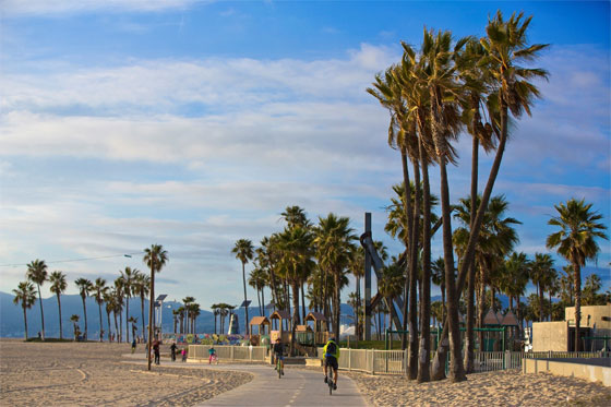 洛杉矶热门目的地威尼斯海滩Venice Beach