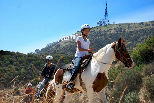 好莱坞日落牧场 (Sunset Ranch Hollywood)