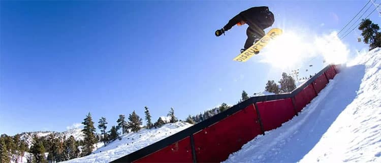 洛杉矶滑雪冲浪两不误大熊山度假村