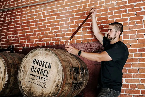Barrel pour at Broken Barrel Whiskey Co.