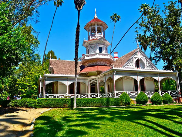 Queen Anne Cottage at The Arboretum | Photo: Angelo Henry, Discover Los Angeles Flickr Pool