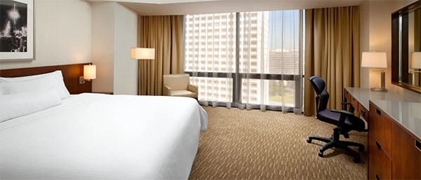 洛杉矶博纳旺蒂尔威斯汀套房酒店（The Westin Bonaventure Hotel & Suites）