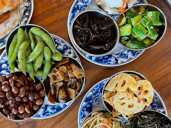 Cold Appetizers | Photo: Joy on York