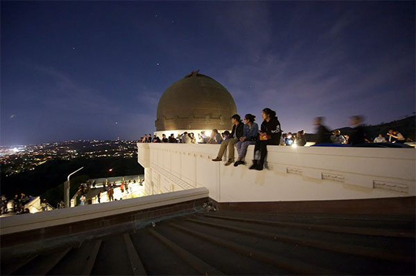 Hanging out at the Griffith Observatory | Photo: Gary Leonard