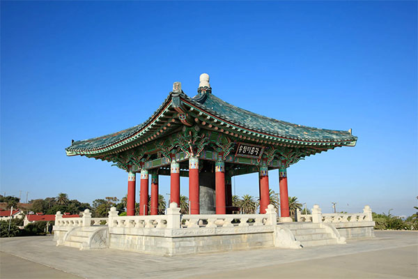 Korean Bell of Friendship | Photo: Yuri Hasegawa