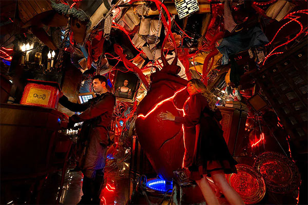 Steampunk Alice | Photo: Maze Rooms