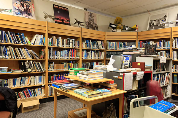 Flight Path Museum Aviation Library | Photo: Yuri Hasegawa