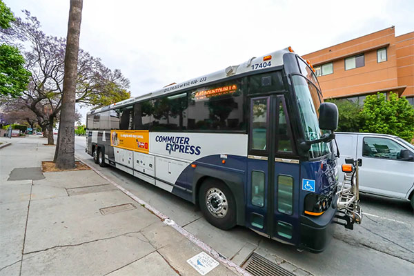 Commuter Express bus | Photo: Photo: Courtesy of LADOT/LA Tourism