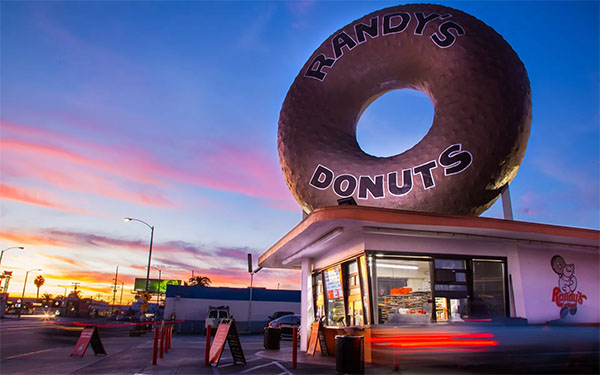 Photo: Randy's Donuts