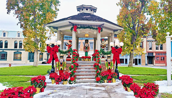 Holidays Made Here | Photo courtesy of Warner Bros. Studio Tour Hollywood