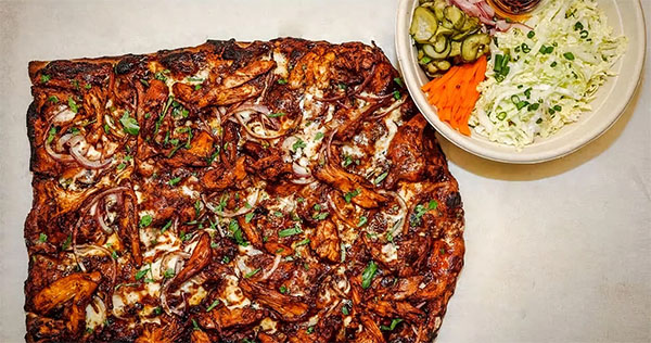 Korean BBQ Chicken Bulgogi | Photo: Triple Beam Pizza