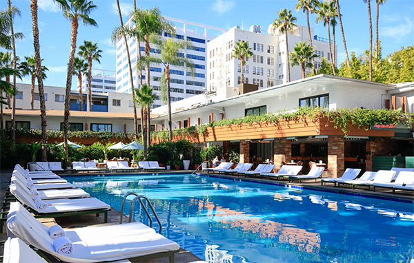 Tropicana Pool at the Hollywood Roosevelt Hotel | Photo: Yuri Hasegawa