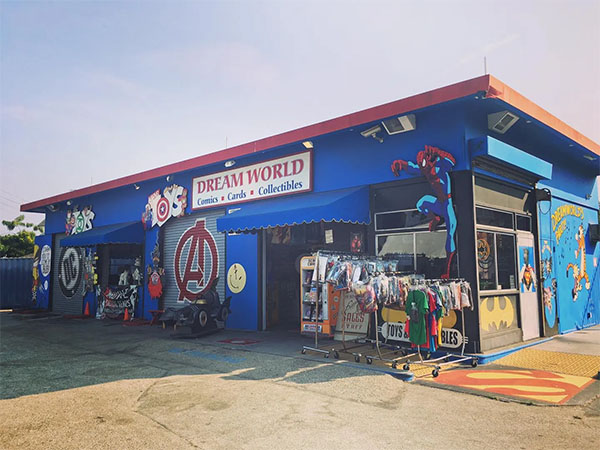 Photo: Dreamworld Comics