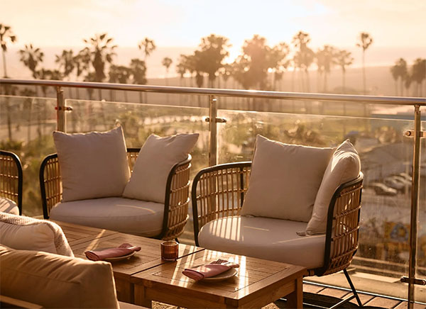 Hotel Erwin High Rooftop Lounge