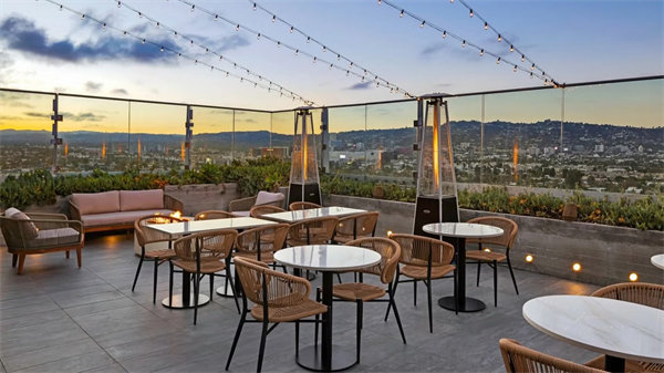 Outdoor rooftop sitting area | Photo: AC Hotel Beverly Hills